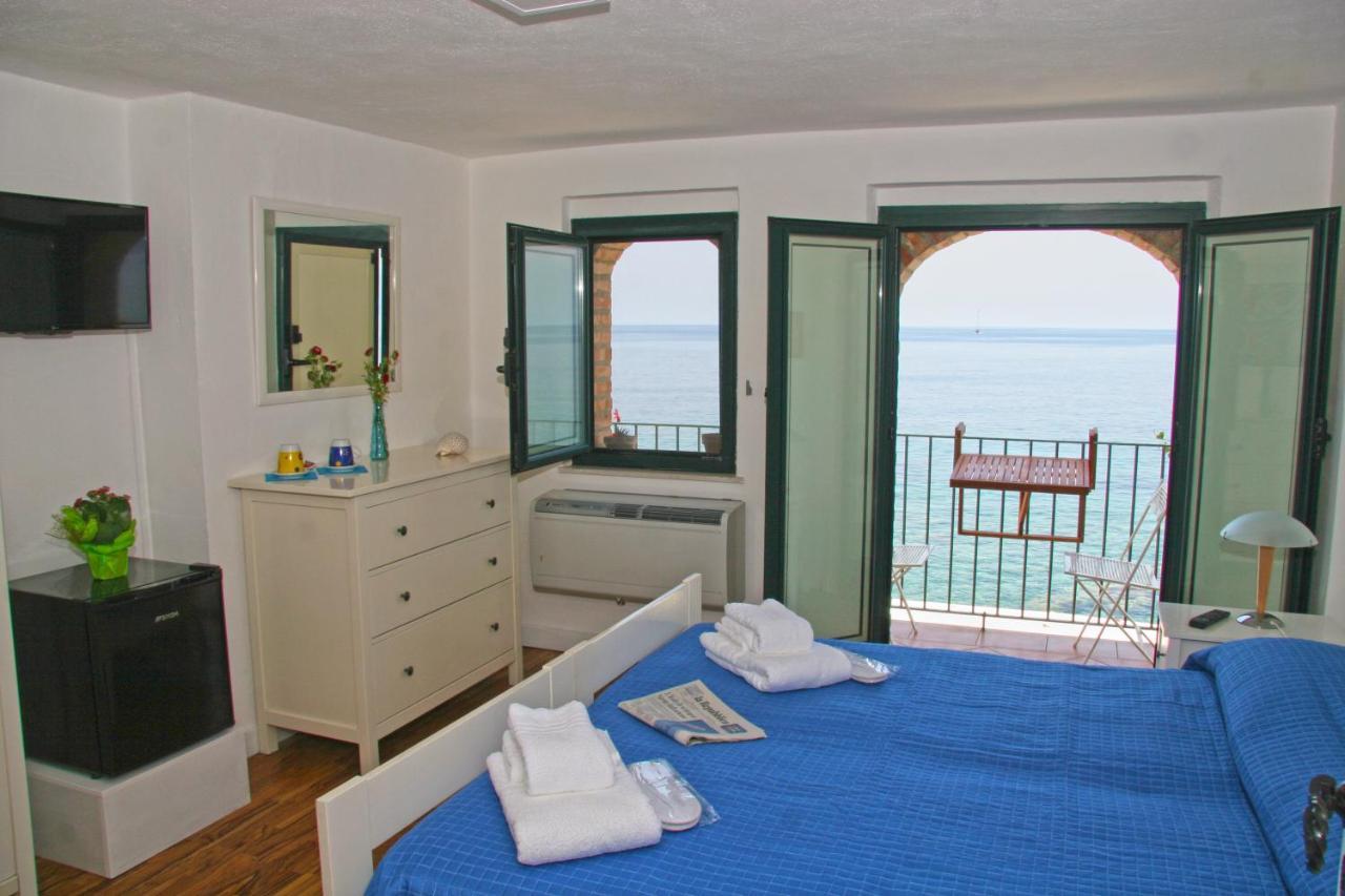 Bed and Breakfast Bb Il Generale Шилла Екстер'єр фото