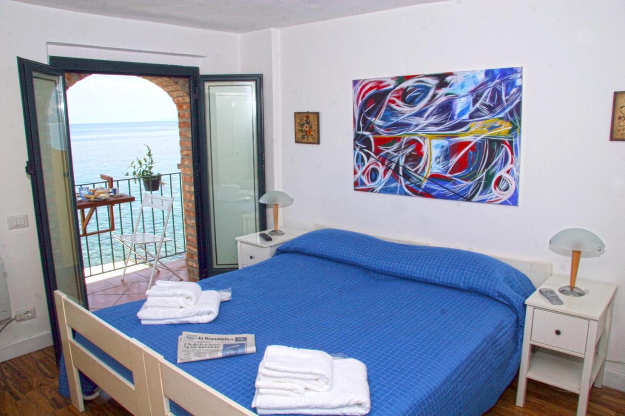 Bed and Breakfast Bb Il Generale Шилла Екстер'єр фото