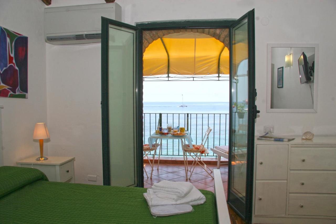 Bed and Breakfast Bb Il Generale Шилла Екстер'єр фото