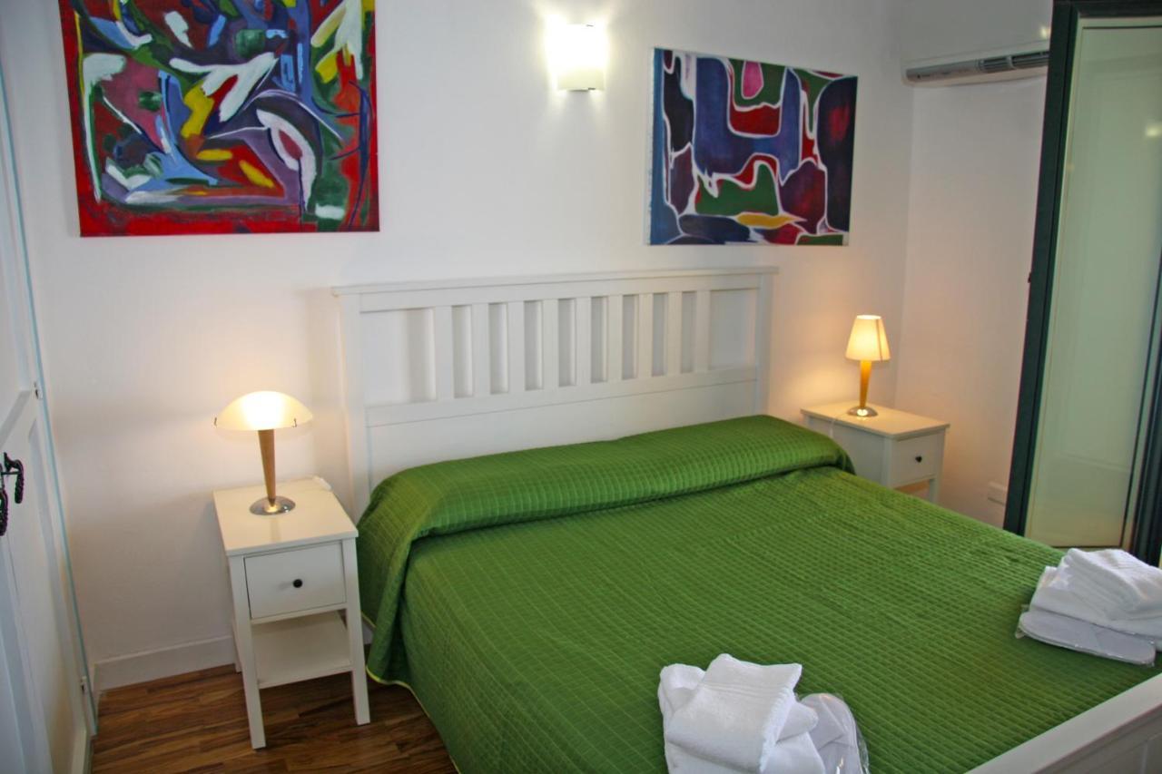 Bed and Breakfast Bb Il Generale Шилла Екстер'єр фото